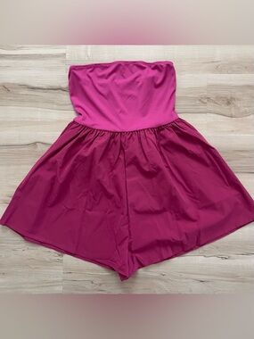 Strapless Fuchsia Romper - Classic Summer Style